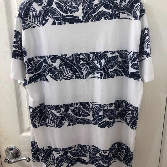 T-shirt - Picture 3 of 3